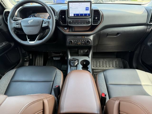 Certified 2024 Ford Bronco Sport Outer Banks w/ Tech Package AWD/4WD image 4
