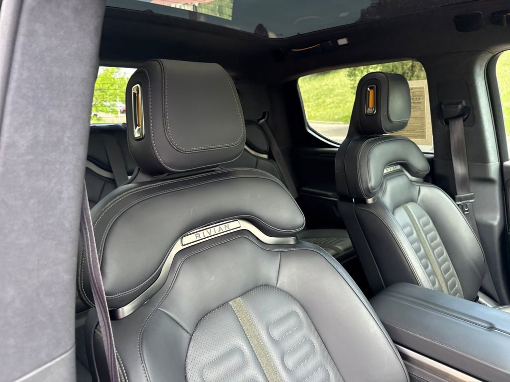 Used 2025 Rivian R1T Adventure AWD/4WD image 29