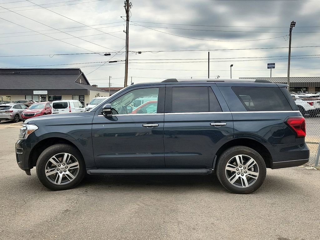 Certified 2024 Ford Expedition Limited RWD image 3