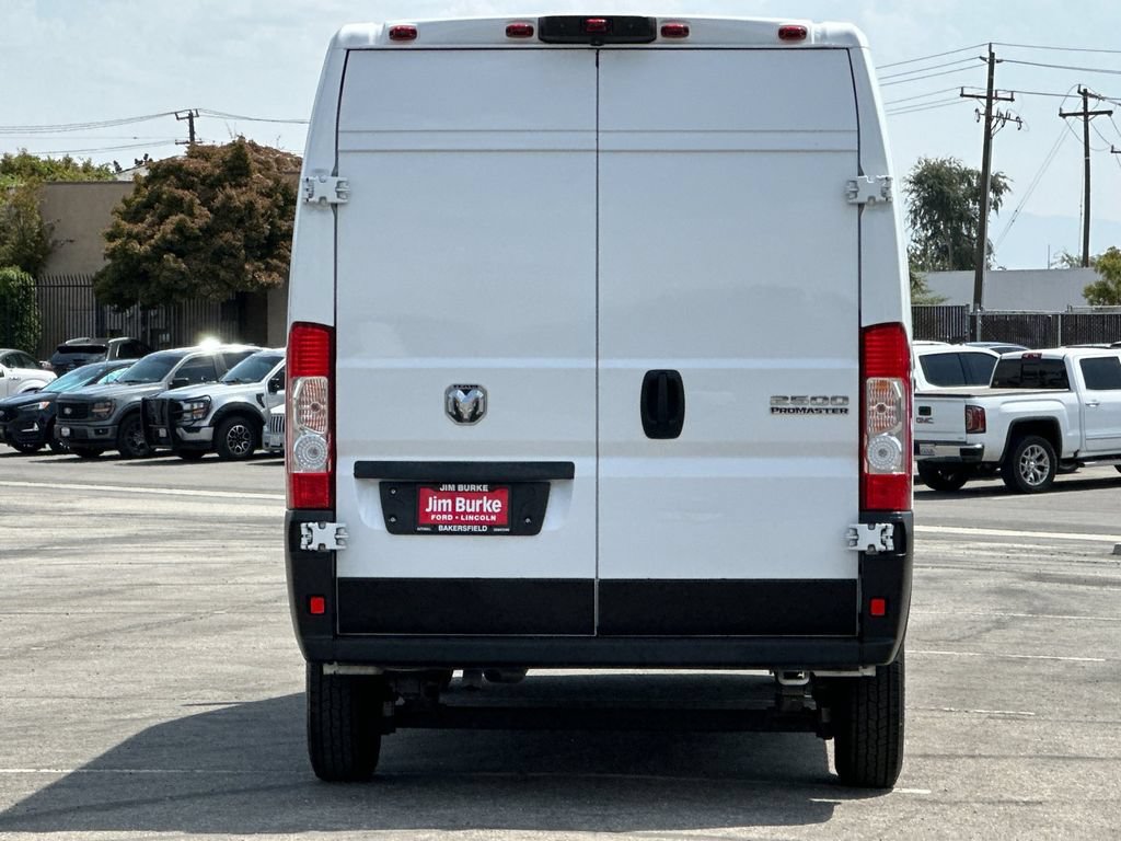 Used 2023 RAM ProMaster 2500 w/ Interior LED Lighting Group FWD image 4