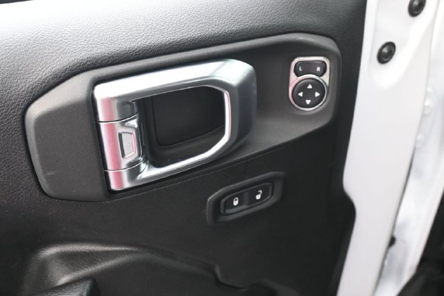 Used 2021 Jeep Wrangler Unlimited Sport AWD/4WD image 12