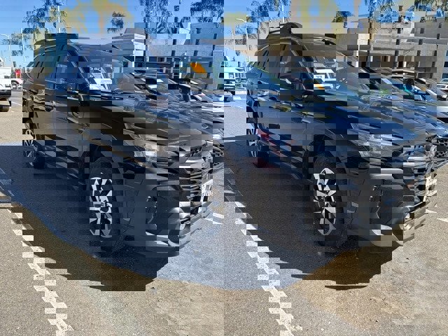 Used 2024 Subaru Outback Premium image 5