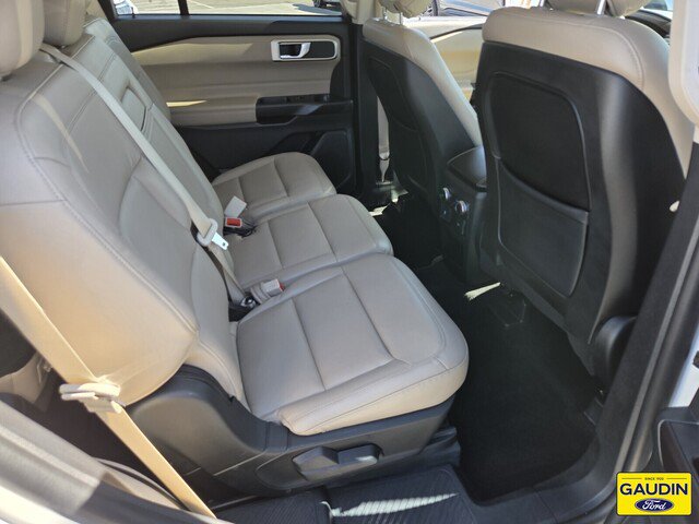 Certified 2020 Ford Explorer XLT w/ Equipment Group 202A RWD image 15