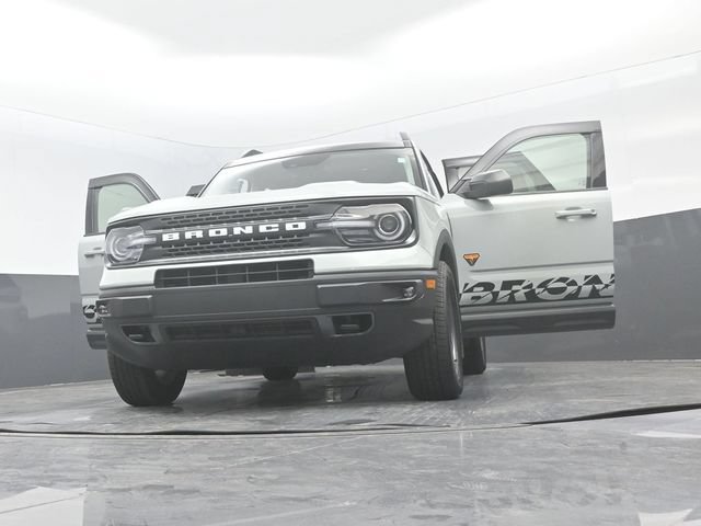 Certified 2022 Ford Bronco Sport Badlands w/ Premium Package AWD/4WD image 32
