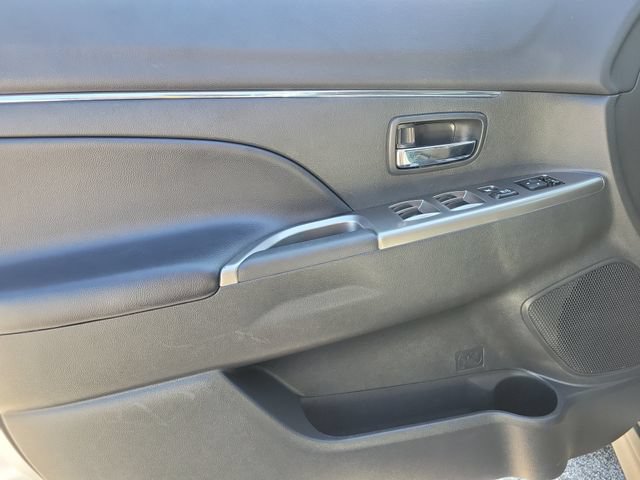 Used 2024 Mitsubishi Outlander Sport ES AWD/4WD image 20