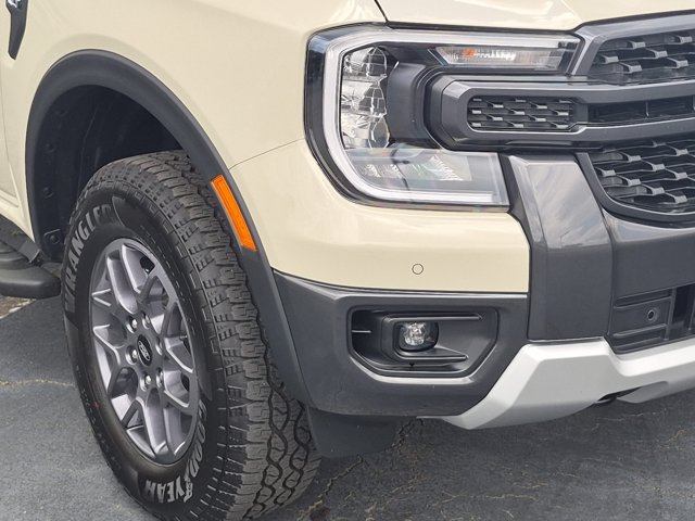 Certified 2025 Ford Ranger XLT AWD/4WD image 10