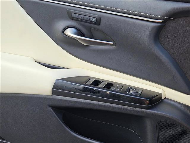 Used 2022 Lexus ES 350 w/ Premium Package FWD image 7