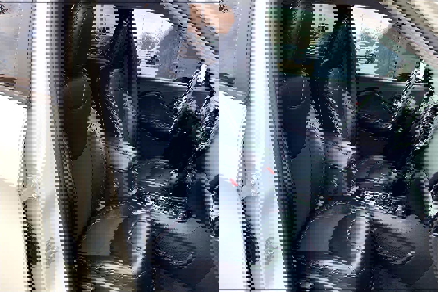 Used 2019 Jeep Cherokee Latitude Plus image 10