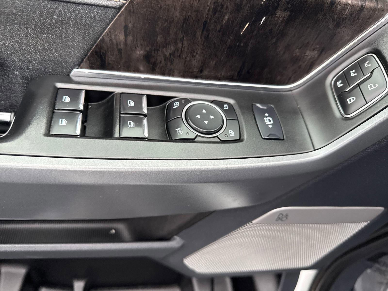 Certified 2023 Ford F250 Lariat w/ Lariat Ultimate Package image 11