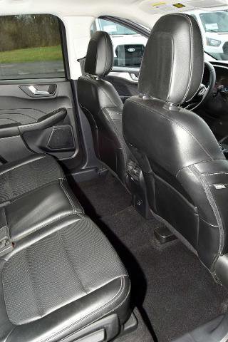 Certified 2022 Ford Escape SEL image 37