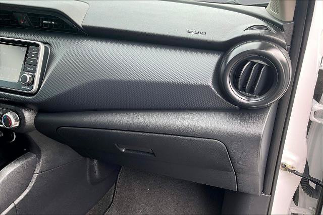 Used 2023 Nissan Kicks S w/ Interior Electronics Package FWD image 17