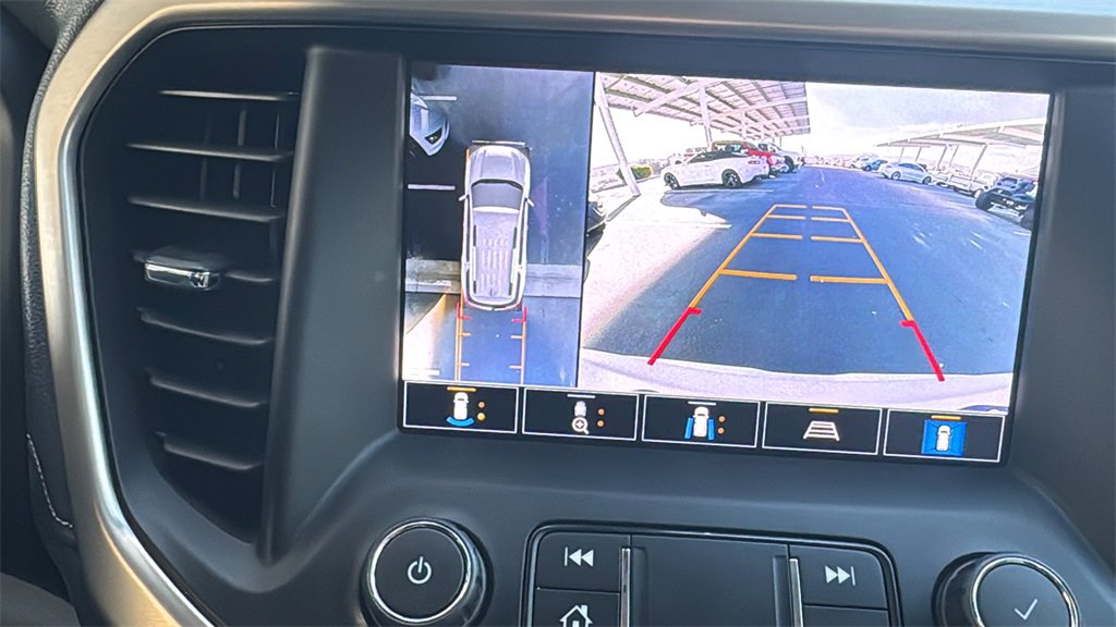 Used 2021 GMC Acadia Denali w/ Denali Technology Package image 17