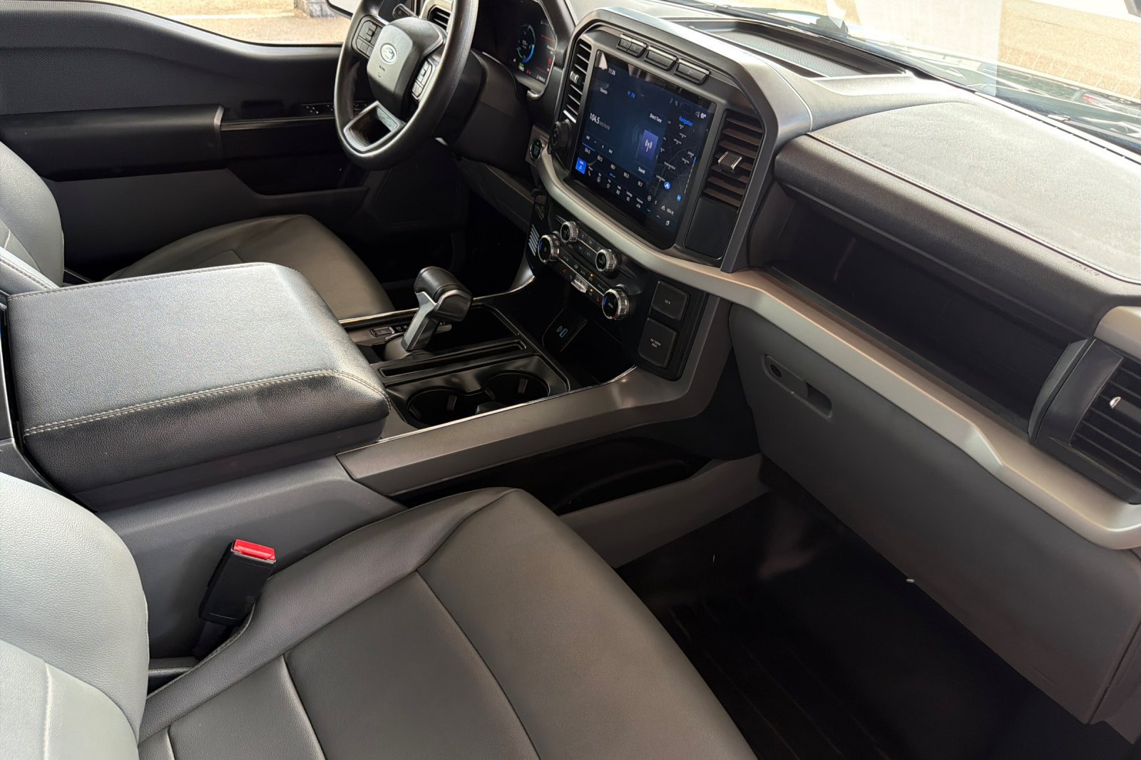 Certified 2023 Ford F150 Lightning Pro w/ Tow Technology Package AWD/4WD image 14