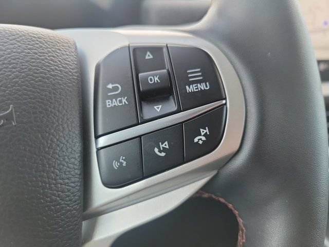 Certified 2025 Ford Explorer Active w/ Active Comfort Package RWD image 21