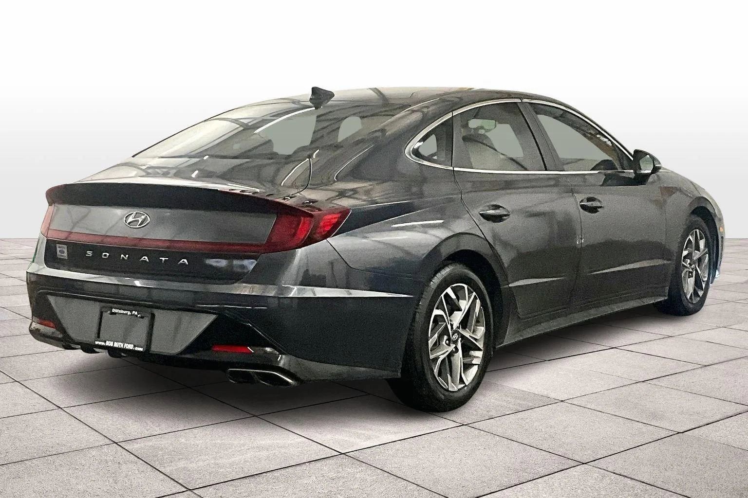 Used 2023 Hyundai Sonata SEL image 3