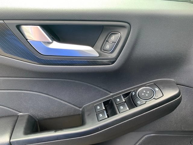 Certified 2025 Ford Escape ST-Line AWD/4WD image 22
