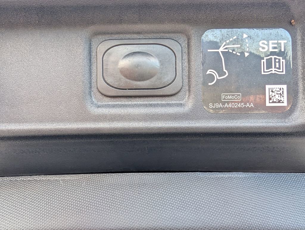 Certified 2025 Ford Mustang Mach-E Premium image 32