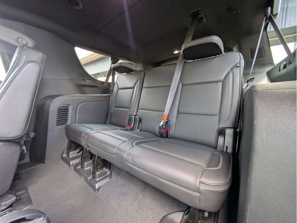 Used 2022 GMC Yukon XL Denali AWD/4WD image 27