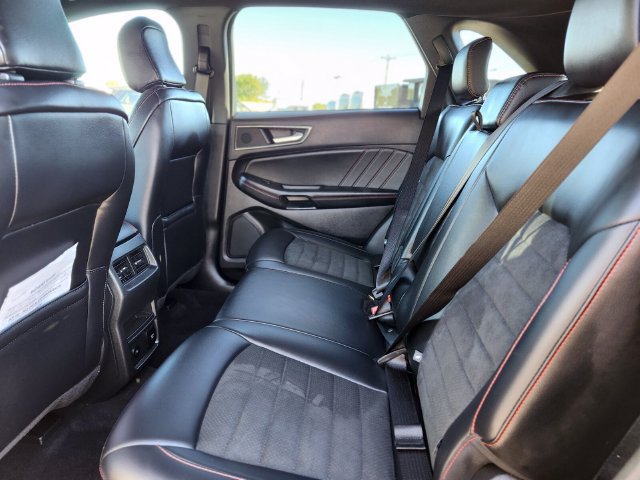 Certified 2023 Ford Edge ST-Line w/ Class II Trailer Tow Package AWD/4WD image 16
