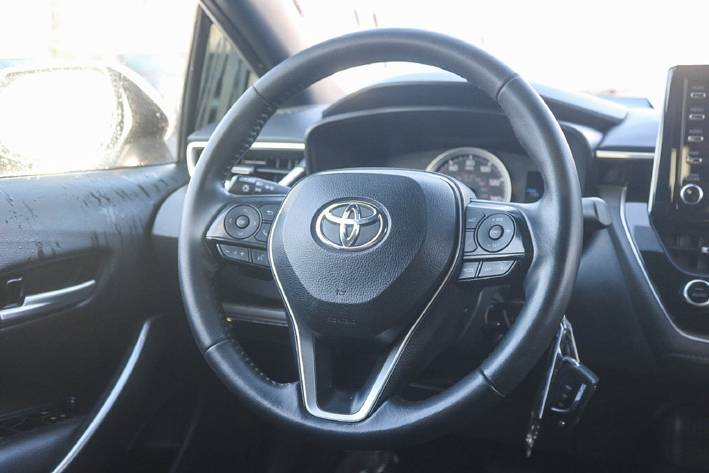 Used 2021 Toyota Corolla SE w/ Carpet Mat Package (TMS) FWD image 18