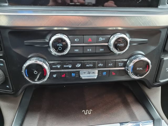 Certified 2025 Ford F350 King Ranch AWD/4WD image 17