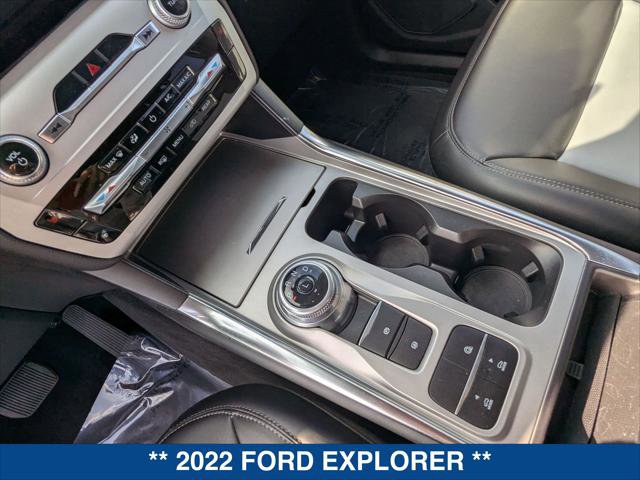 Certified 2022 Ford Explorer XLT w/ Equipment Group 202A image 15