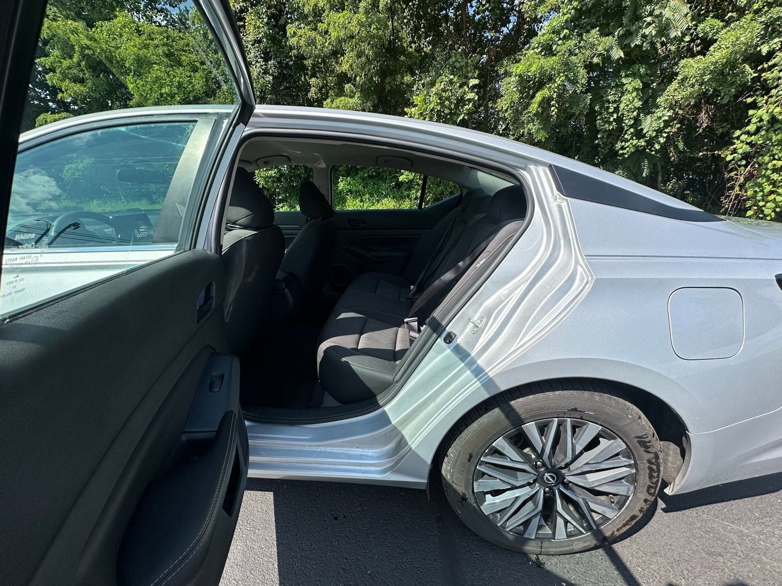 Used 2024 Nissan Altima 2.5 SV image 22