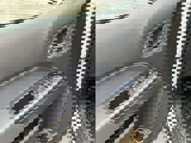 Used 2022 Chevrolet Colorado Z71 image 11