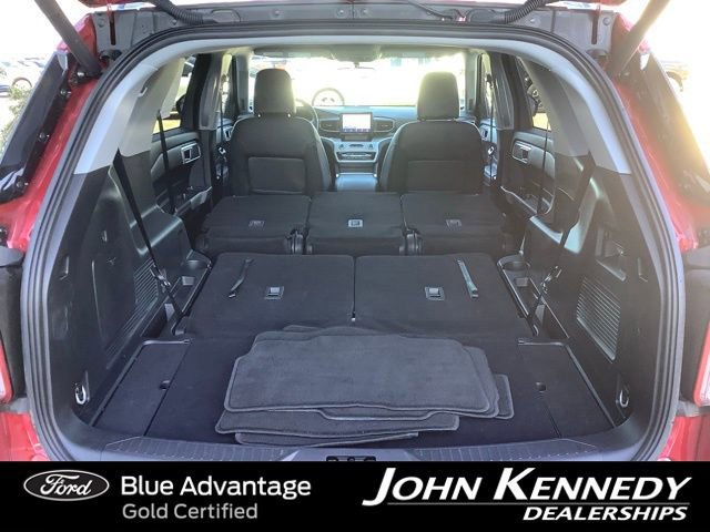 Certified 2024 Ford Explorer XLT w/ Equipment Group 202A image 39
