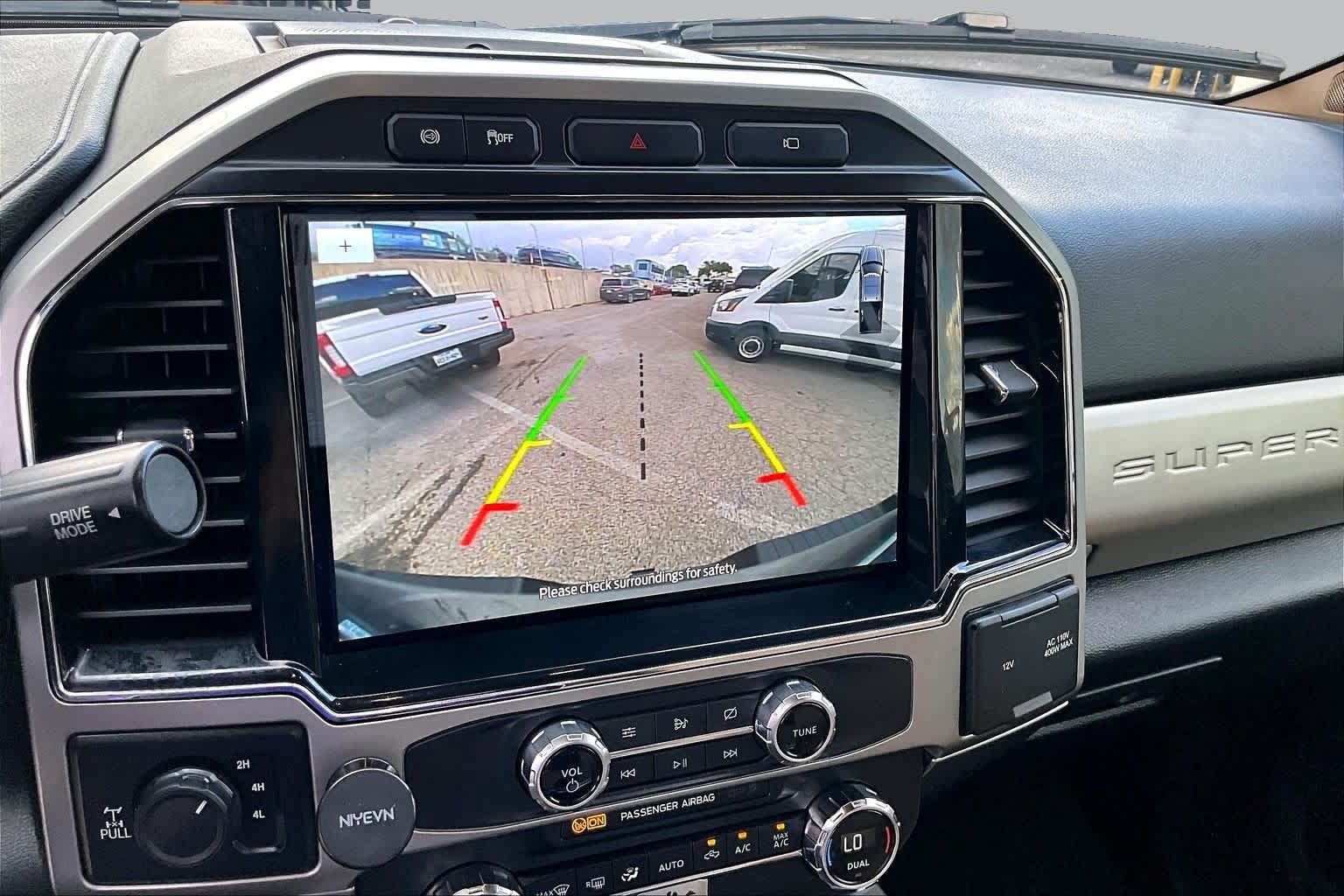 Certified 2022 Ford F350 Lariat AWD/4WD image 29