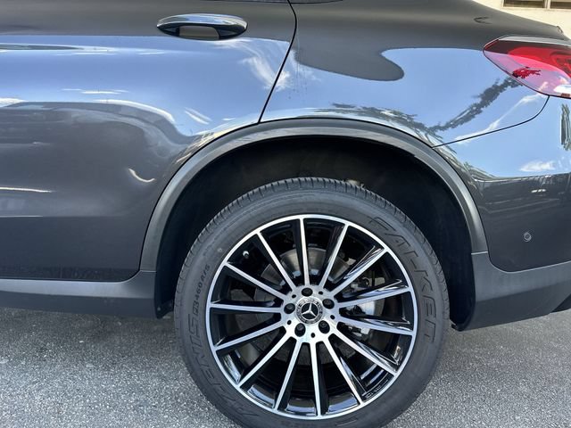 Used 2023 Mercedes-Benz GLC 300 4MATIC Coupe image 10