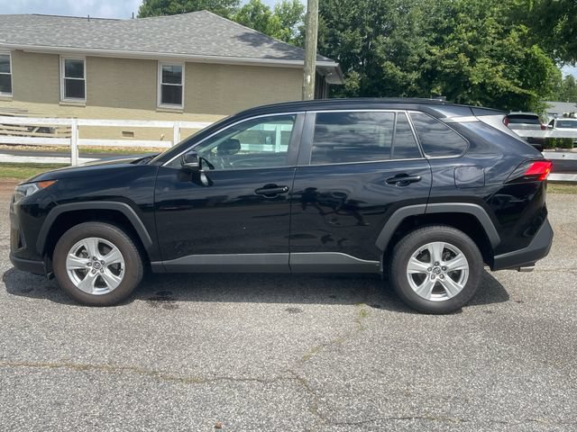 Used 2020 Toyota RAV4 XLE FWD image 8