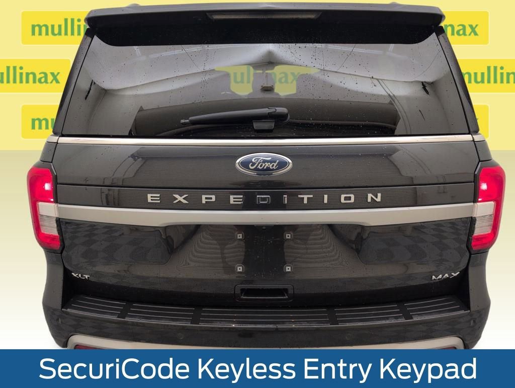 Certified 2023 Ford Expedition Max XLT image 4