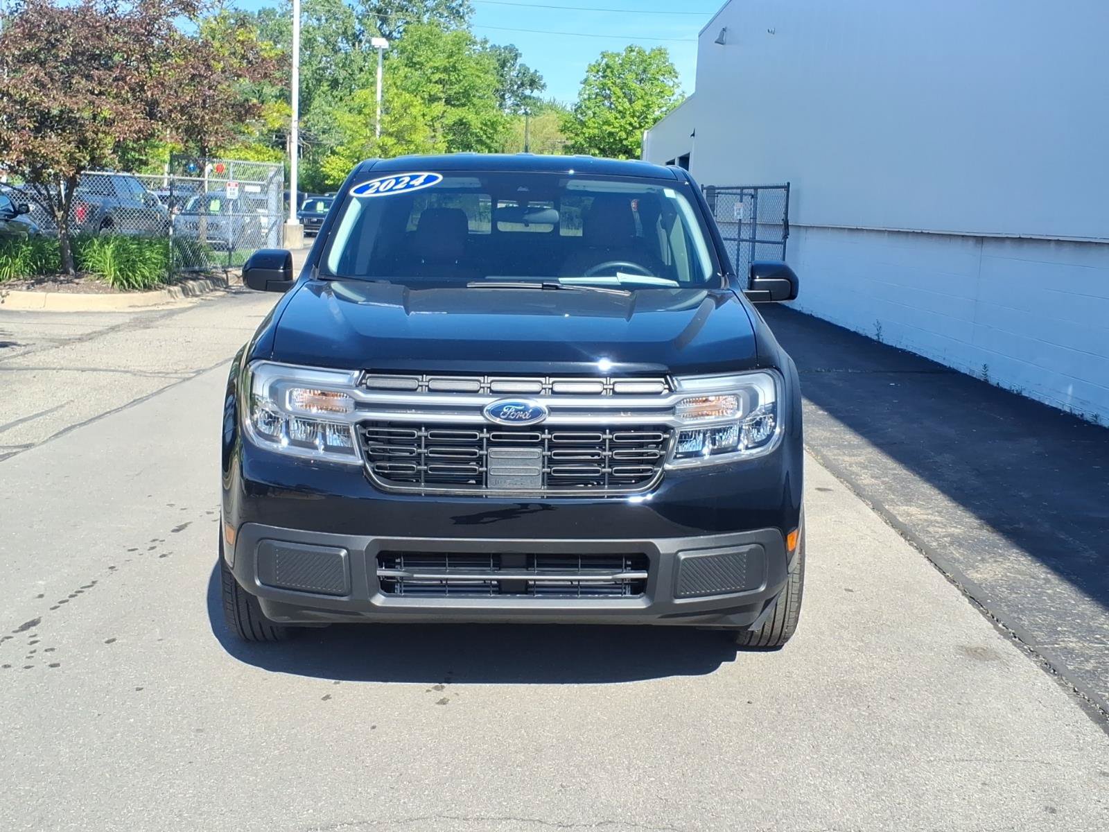 Certified 2024 Ford Maverick Lariat AWD/4WD image 2