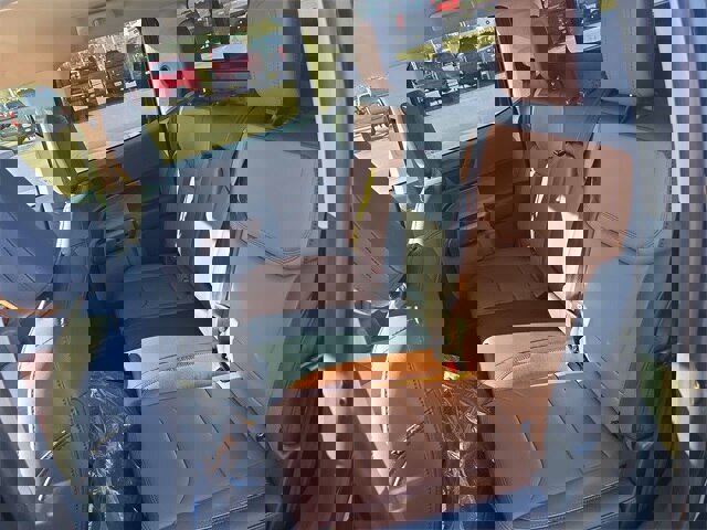 Certified 2023 Ford Maverick Lariat w/ Lariat Luxury Package image 22