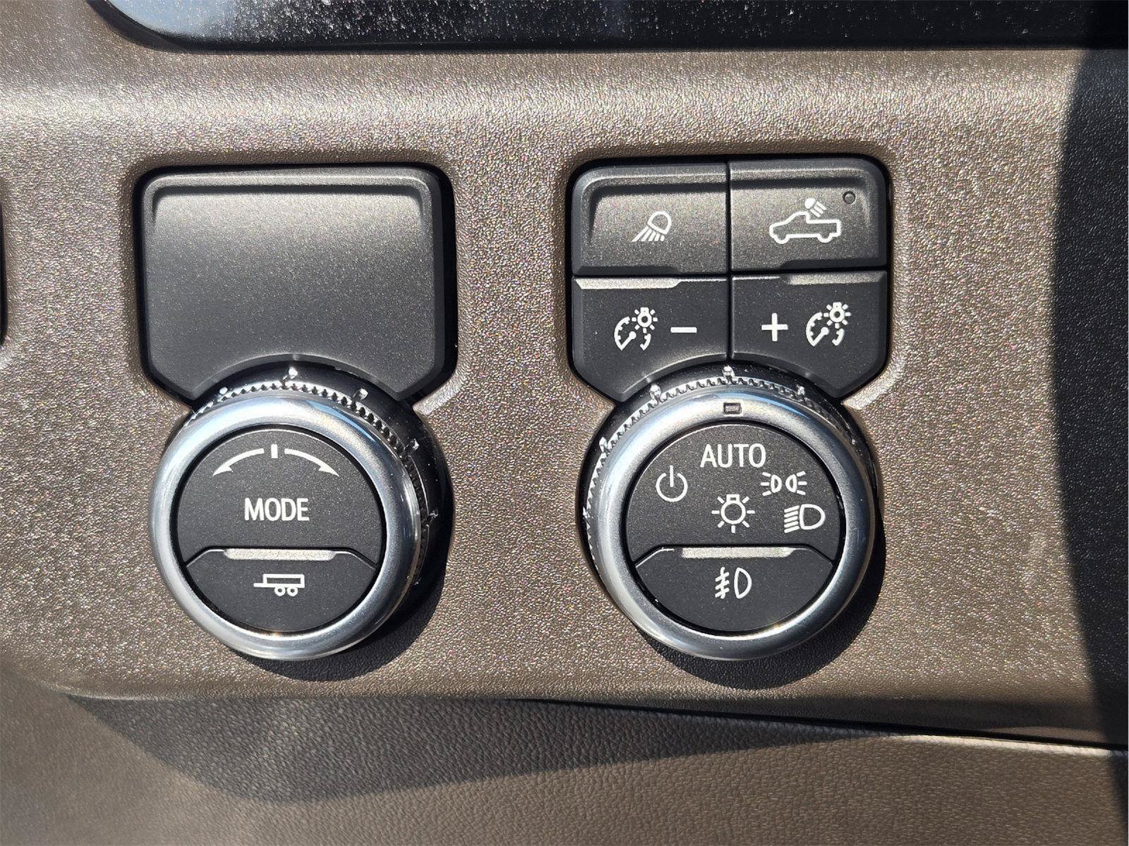 Used 2024 GMC Sierra 1500 SLT RWD image 21