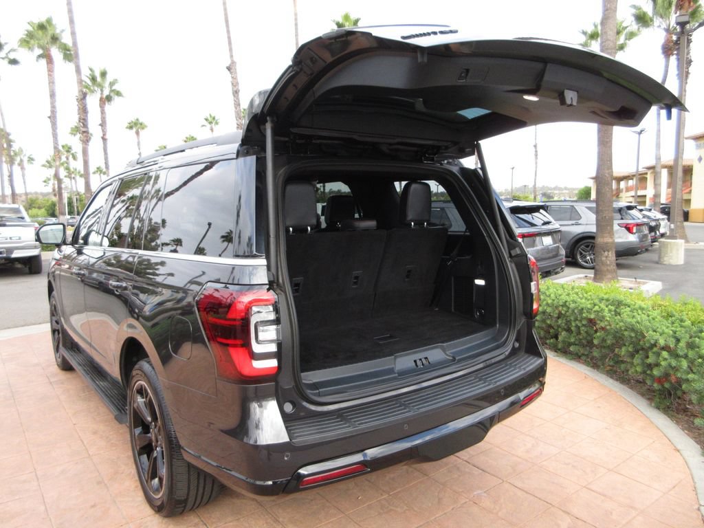 Certified 2023 Ford Expedition Limited AWD/4WD image 29