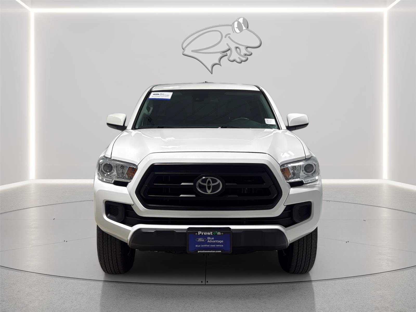 Used 2023 Toyota Tacoma SR w/ SR Convenience Package RWD image 2