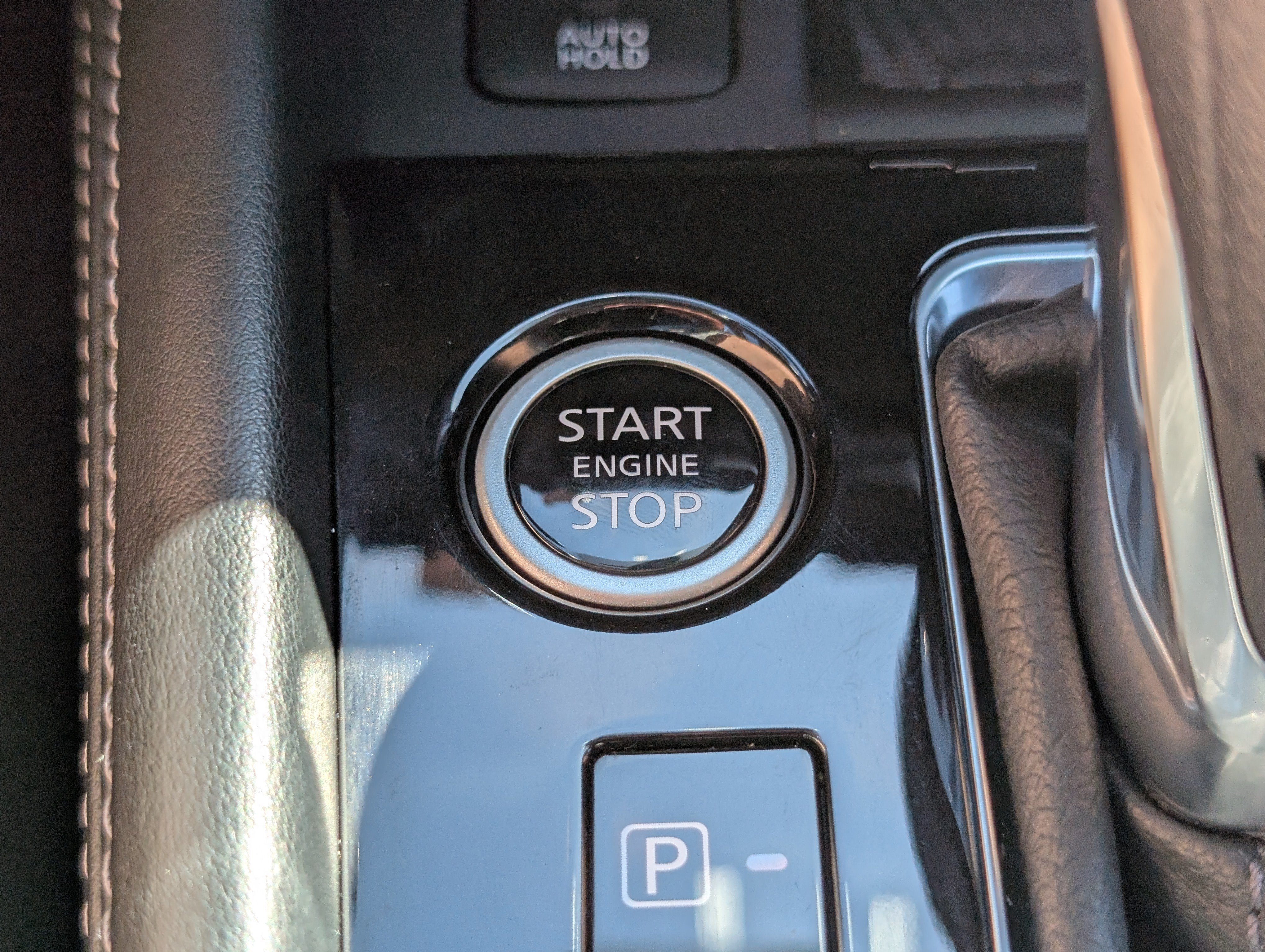 Used 2023 Nissan Kicks SR w/ SR Premium Package FWD image 21