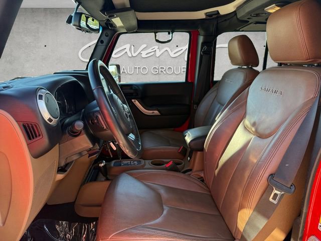 Used 2017 Jeep Wrangler Unlimited Sahara w/ Connectivity Group image 10