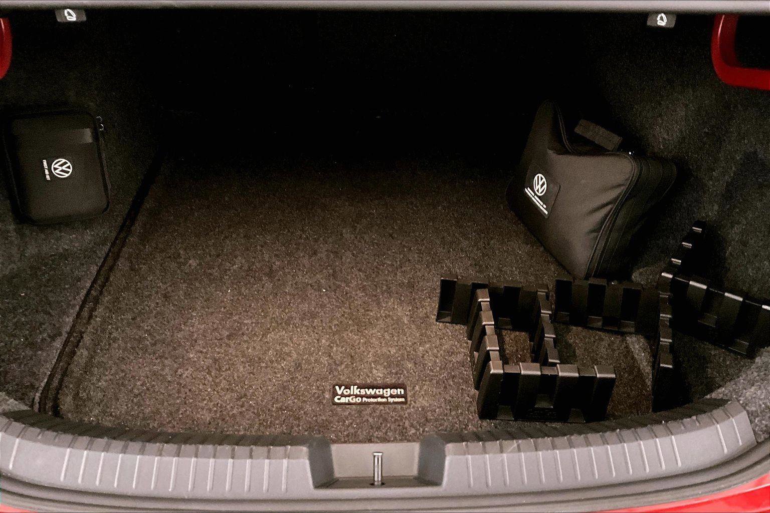 Used 2022 Volkswagen Jetta SE image 33