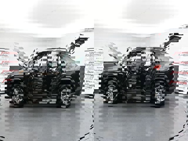 Used 2023 Toyota RAV4 XLE AWD/4WD image 46