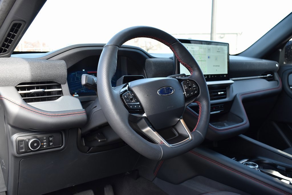 Certified 2025 Ford Explorer ST-Line w/ Premium Package image 10