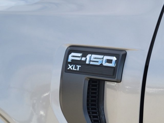 Certified 2022 Ford F150 XLT w/ Equipment Group 302A High image 13