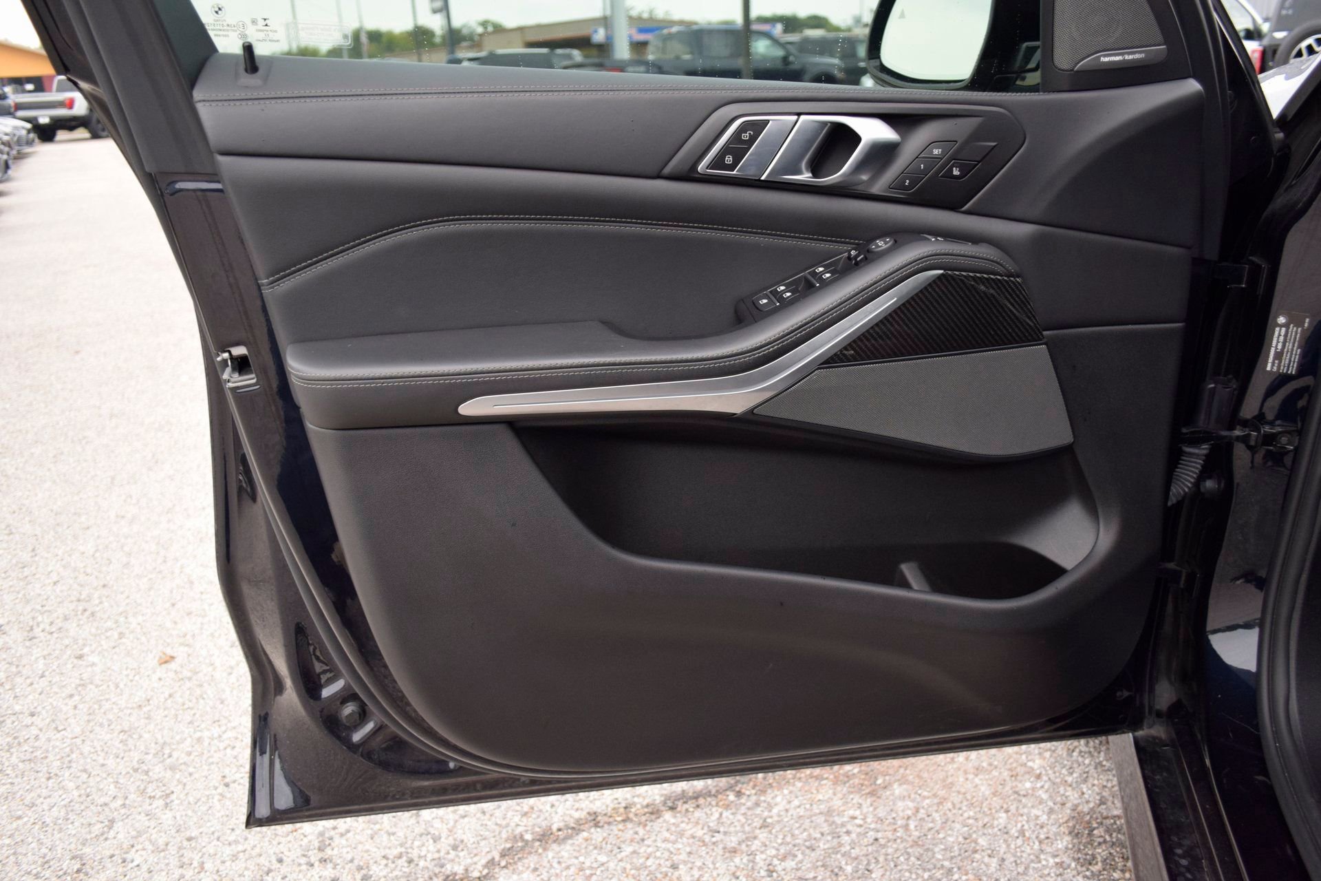 Used 2022 BMW X5 M50i w/ Executive Package image 20