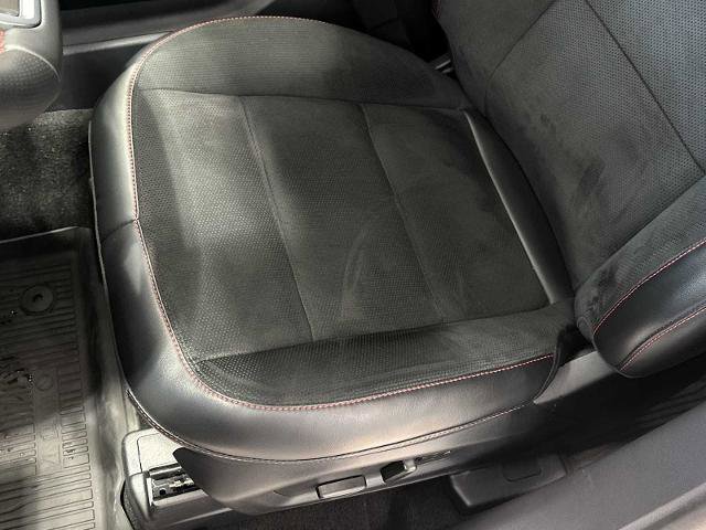 Certified 2025 Ford Explorer ST AWD/4WD image 18