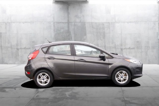 Certified 2018 Ford Fiesta SE FWD image 5