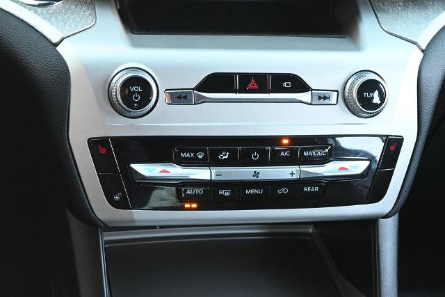 Certified 2022 Ford Explorer Timberline w/ Timberline Technology Package AWD/4WD image 30