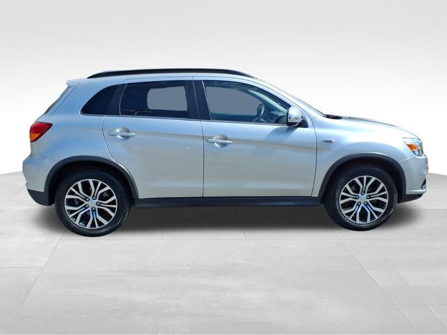 Used 2018 Mitsubishi Outlander Sport SEL image 7