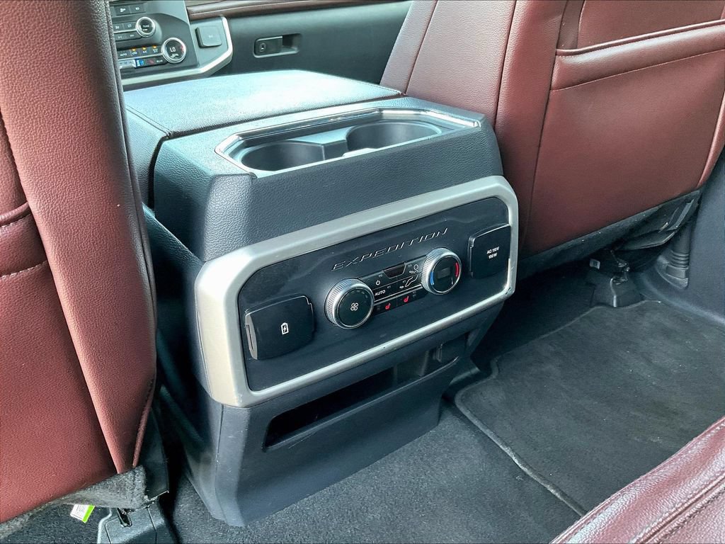 Certified 2024 Ford Expedition Limited AWD/4WD image 10